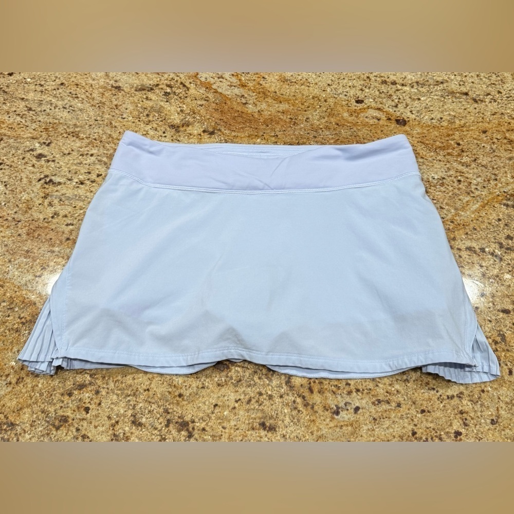 Lululemon Play Off the Pleats Mid-Rise Golf Tennis Skirt Pastel Blue Sz 10 Rare - Picture 7 of 9